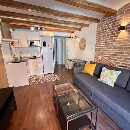 Apartament Sagrada Familia- Excelente Ubicacion *